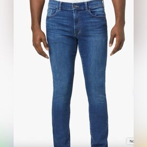 Joe’s Jeans Medium Blue Jeans